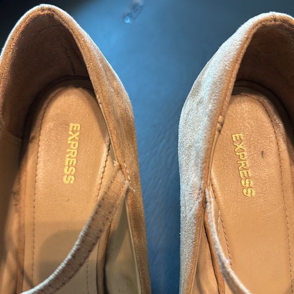 Express Wedges, Size 8 - Picture 9 of 9